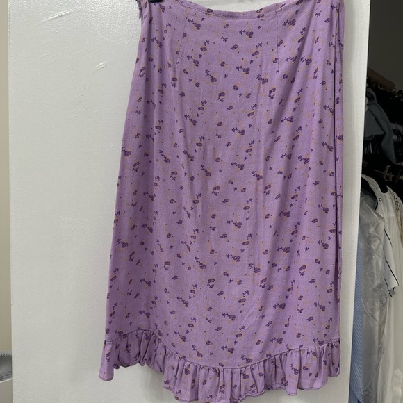 MIDI purple skirt - Picture 2 of 3